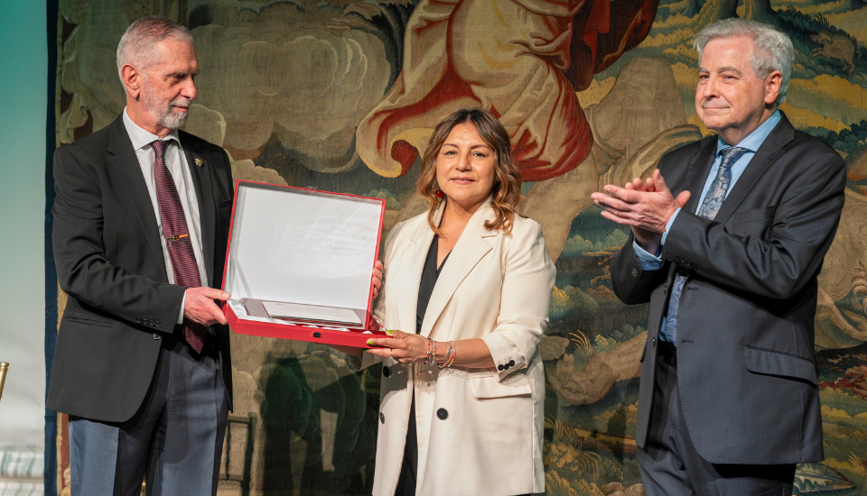 la publicación eComercio Agrario recibió la Placa de Honor en la categoría de Comunicación