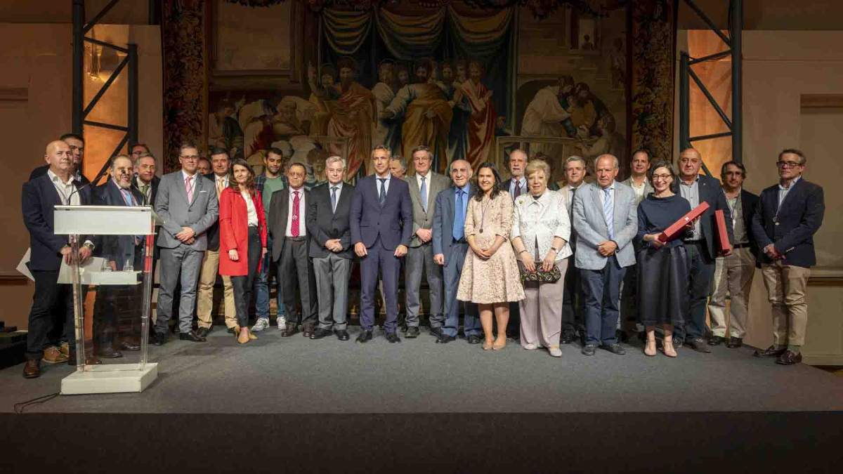 Julián Briz, las cooperativas Montes Norte y Copiso Soria y la Asociación de Periodistas Agroalimentarios premiados por el Colegio de Agrónomos de Centro y Canarias