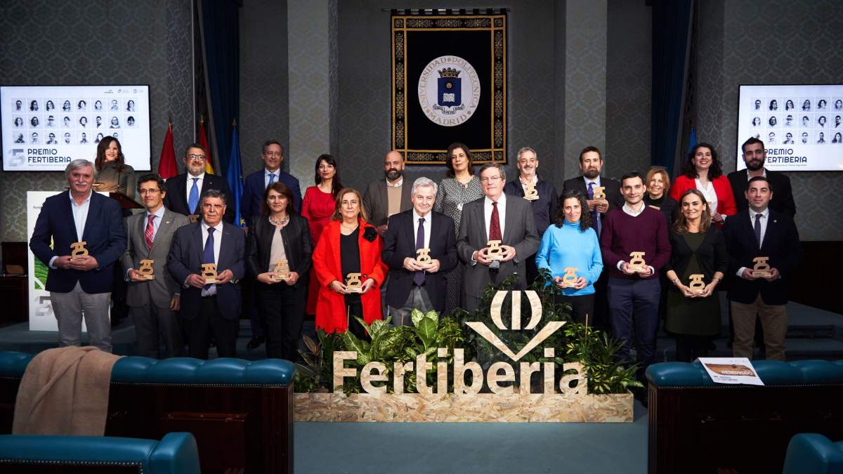 Juan de Dios Franco Navarro, ganador del Premio Fertiberia por su tesis “Funciones del cloruro como macronutriente beneficioso en plantas superiores”